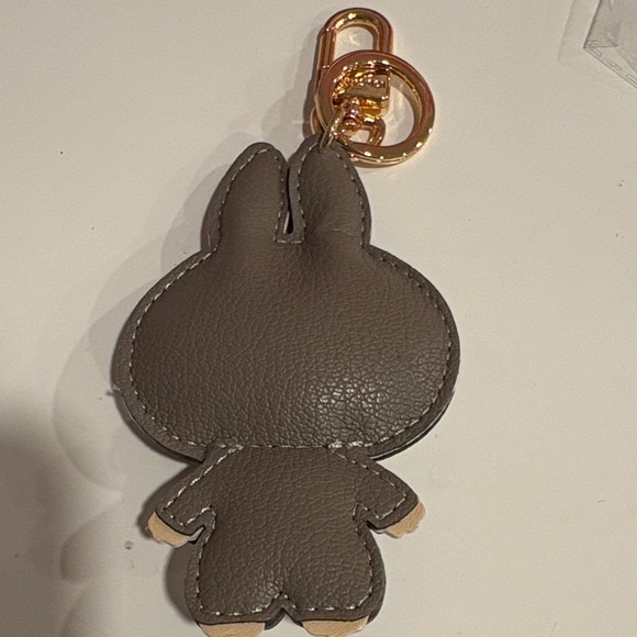 Labubu Gray Keychain (Non-popmart) - Picture 2 of 2